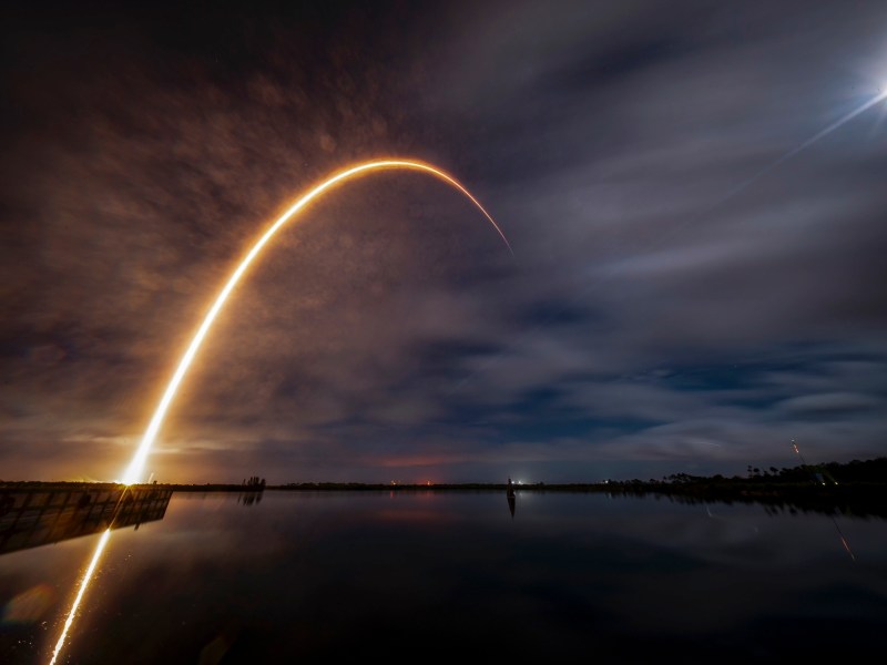 Falcon 9 launch 2205 May 13