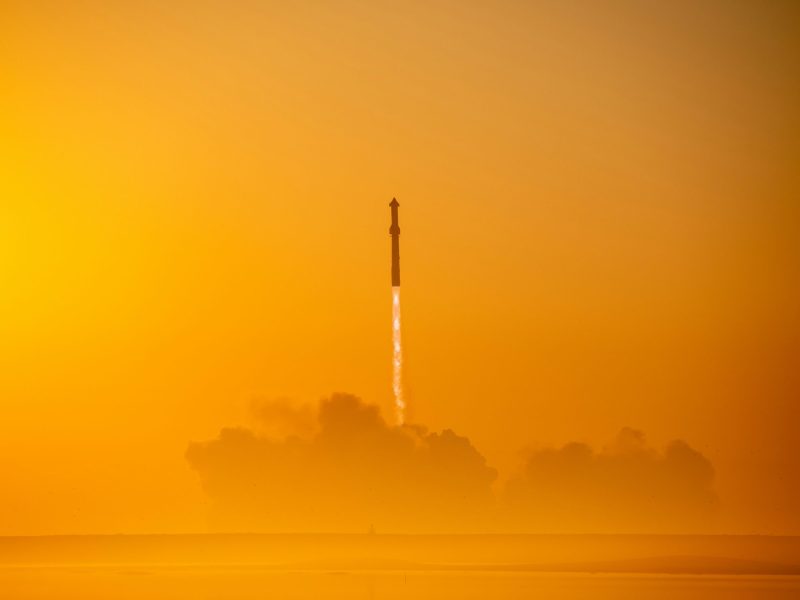 Starship launches through heavy fog. Credit: nader saremi on Unsplash